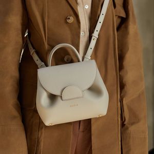 Nowa skórzana torebka z pełnej skóry dla kobiet designerskie torebki na ramię Flap Cover Mały solidne sprzęgło hobo torebka poleczowa z nano numer jeden