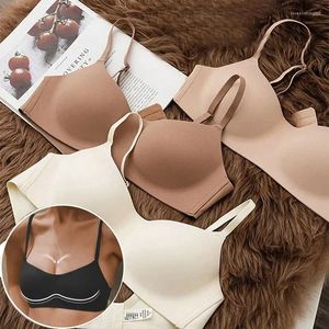 Bras One Piece Bezproblemowy bieliznę Kobieta Cienka Kubek Bieliczka Push-up Anti-Sagging No Underwire Bra Gładki komfort oddychający oddychanie