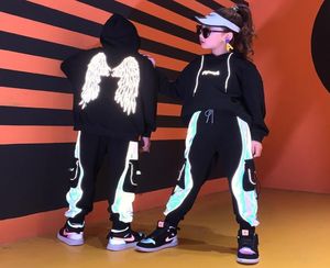 Clothing Sets Children Boys Girls Sports Suit Reflective Hoodies Pants 2 pcs Outfits Teens Street Wear Hip Hop Costume 314 Years9694205