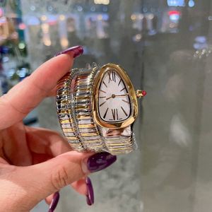 Women's Watch Brand Snake Assista de alta qualidade Trabalho de diamante de três anel