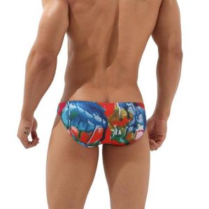 アンダーパンツセクシーなメンズアンダーウェアジョックストラッププリントミニブリーフスリップスリップスゲイパンティーCueca Calcon Calzoncill Plus Size7185452