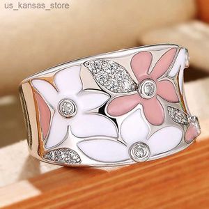 Кластерные кольца Huitan Романтические розовые/белые цветы рисунки для женщин с эмалевым кольцом ручной работы с недавно спроектированными женскими украшениями.