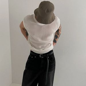 Y2K Style Hollow Out Knited Tank Tops Men Summer Fashion Streetwear O Necka Bez rękawów Kamizelka Rekonomita Męska Knit Camisoles 240407