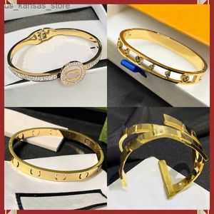 Charmarmband Luxury Gold Jewelry Designer Armband Womens Manschett Bangle Men Brand 18K Gold Plated 925 Silver Plated Mönstrad emalj Rostfritt stål240408