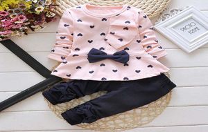 Yeni moda 2pcs Baby Bebek Kızlar Uzun Kollu Bowknot Dotlar Baskılı Topspants 16 Yaş için Kıyafetler Seti8421811