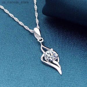 Pendanthalsband Nytt i 925 Sterling Silver Angel Wing Zircon Women Neckor Wedding Luxury Designer smycken Gratis frakt GAABOU240408LRMV