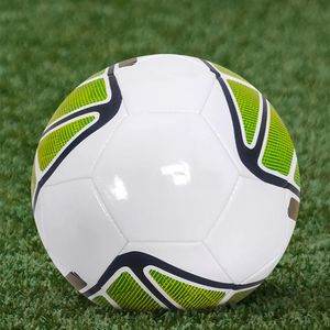 Высококачественный футбольный мяч Официальный размер 5 PU Материал Seamless Team Team Outdoor Match Training Training Ballon de Foot 240402