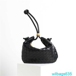 Сумки сумки Bottegvvenet Turning Mudbags Woven Cowhide Bag 2024 Новый металлический шар.