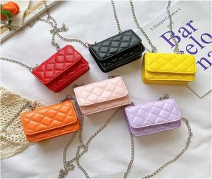 Kids Girls Fashion Korean Princess Chain Messenger Handbag Luxurys Designers Väskor Crossbody Bag Single Shoulder Change Purse2143064