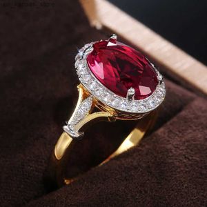 Cluster Rings Huitan Large Oval Rose Red Cubic Zirconia Womens Ring Luxury Womens Jewelry Party Best Mother Gift Brilliant CZ Ring240408