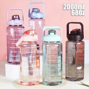 Бутылки с водой 1 шт. 2000 мл/67,62 унции пластиковая чашка Портативная утечка с большими возможностями для мужчин.