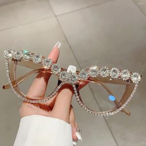 Strama da sole cornici Kammpt gatto occhio femminile occhiali con strass 2024 Orchi di moda di lusso non prescrizione di color caramelle originali