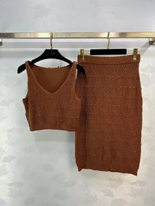 2024 Spring Brown Knits Women's Two Dress Designer Scipeless Spaghetti Strap Tops Tops and Long Tarts Strets 4081