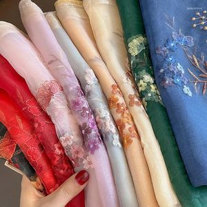 Шарфы твердый шелк женщин шарф зима теплые шерстяные шали леди окутывание Bufanda цветочная пашмина роскошная вышивка Warn 2024
