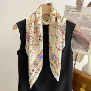 Halsdukar 70 cm bomull blommig tryck bandanas fyrkantig halsduk kvinnor flickor pannband tillbehör Handduk Neckorchief Hårscarf