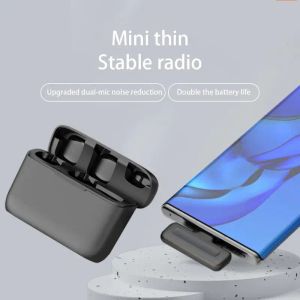 Accessories 2022 New Digital Microphone 2.4GHz Smart Charging Plug And Play Wireless Lapel Microphone Lavalier For IPhone Typec Charg Box