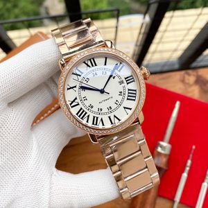 Mężczyźni Women Watch Square Watches Designer Diamond Watches Automatyczny ruch maszynowy Bransoletka ze stali nierdzewnej Szafirowa szklana szklana zegar na rękę