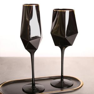 Pure Black Crystal Golden Edge Red Wine Glass Goblet Light Luxury Simple Model Room Special Champagne Glasses Kitchen Utensils 240408