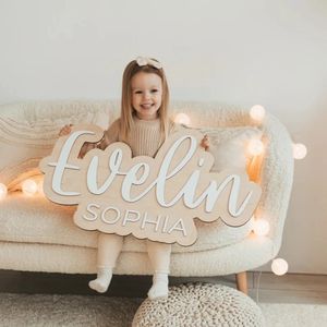 Personalisierter Name Schild Hochzeitsname Party Schild Gepasstes Geburtstag Babygeschenke Kindergarten Schild Holz Plaque Plaque Place Tags Tischdekor 240325