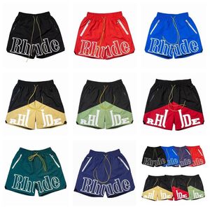 Rhude Short Shorts Shorts Summer Men Basketball Sports Letter Elastist Lettera di pantaloni casual Outfit Daily Black Gym Fashion Popular 2024 Nuovo StylePolyester sciolto