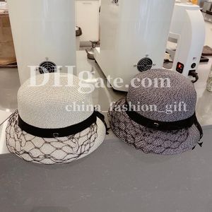 Hink hatt för kvinnor designer tyll skarvad topp hatt elegant fest hatt för damer semester resor solskade hatt