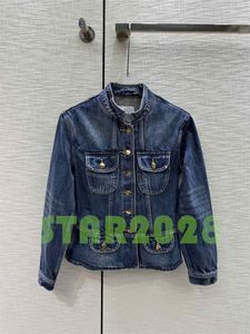 Donne giacche di jeans Slim blazer Parkas for Lady with Letter Button Budge Spring Autunno Coat Giacca di moda Giacca in jeans Denim Aiuto corta Abito con cappuccio giacca con cappuccio