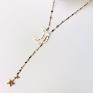 Trendy Titanium Steel Moon e Star Pingente Colar para Mulheres Recurso Elegante Cadeia de Gardaça de Garda Rosa Chapa Jóias Hipoalergênicas