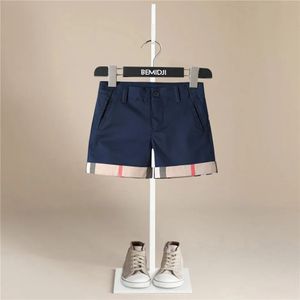 Pantaloncini per bambini estivi per pantaloni corti adolescenti in cotone per bambini causali a colori corti sport abbigliamento da spiaggia 1-10y 240328