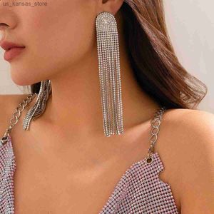 Charm Salircon Exquisite Rhinestone Claw Chain Pendant Drop Earrings Trend Charm Multi Layered Tassel Earrings Womens Wedding Jewelry240408
