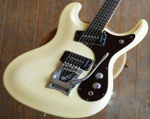 Sällsynt Mosrite The Ventures 1965 Model Pearl White Electric Guitar B500 Tremolo Birdge1793800