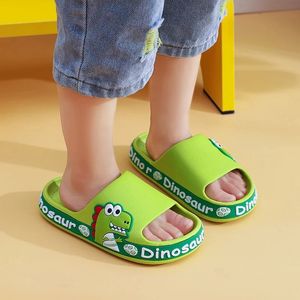 Summer Children Slifors Schere per bambini Scarpe da cartone animato Dinosauro Slifori morbidi Sandali anti-Skid Sandali Scarpe per bambini Zapatos Nina Chausson 240407