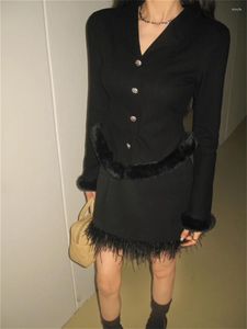 Arbetsklänningar främmande kitty stilfull olkläder passar kvinnor dagligen chic vintage eleganta smala rockar 2024 vårkontor lady mini kjolar