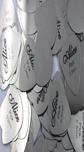 100pcs Alice Silver ze stali nierdzewnej metalowa metalowa gitara Grubość Plectrum 03 mm plastikowa pudełko7485122