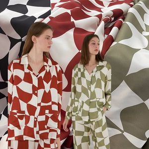 Varumärke modedesign Pure Cotton Poplin Fabric Summer Soft Polyester Satin trasa för klänning Pyjamas DIY Symaterial 240328