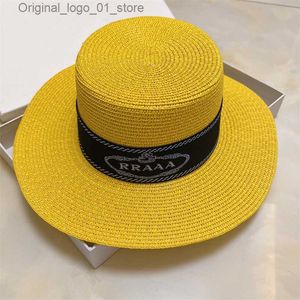 Breda randen hattar hink strandstrå hatt för kvinnliga designer mössor mens baseball cap sommar utomhus casquette brev stor monterad grossist q240408