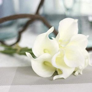 Kwiaty dekoracyjne 10pcs sztuczny kwiat realistyczny Lekki fałszywy Fake Lily Lily Bukiet Eco Friendly DIY Floral Wedding Decoration Mini