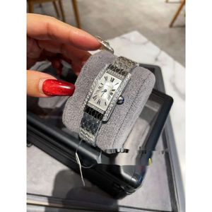 Designer Tank Watch Cater Womenwatch 5A di alta qualità Swiss Quartz Movement Watches in pelle cinturino Silver Diamond Montre Tank Must Watchwomen con watchbox 197g