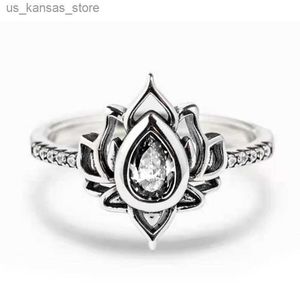 Anelli a grappolo anelli di fiori di loto estetico huitan con goccia d'acqua cz squisita donne anelli di dito gitono di anniversario nuovo gioiello alla moda240408