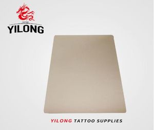 Yilong 5PCSパーマネントメイクアップアイブローリップス30 x 20cm空白のタトゥー練習スキンシート針マシン供給キット販売6516825