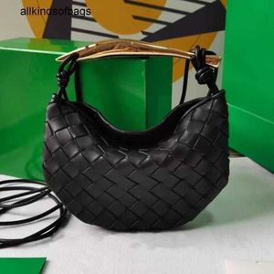 Bottegvenets Handbags Sardine Bag 23 New Sheepskin Woven Womens Metal Handle Single Shoulder Diagonal Mini Handbag