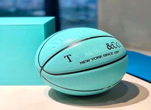 Ti ff jeder c o x Spalding Merch Basketballkugeln Gedenkausgabe PU Game Girl Größe 7 mit Box Indoor und Outdoor Earth LO6625663