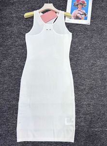 Vestido casual malhas de verão vestidos moda elegante saias longas designer mulher saia sem mangas letra clássica border