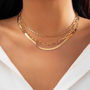 Pendant Necklaces Lacteo Trendy Snake Chain Multilayer Womens Choker Short Necklace Vintage Neck Chain Jewelry Collar Party Daily Wear Ladies240408