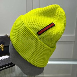 Gorro/caveira tampa de luxo gorrosos designer masculino cor de inverno feijão e mulheres chapéus de malha de moda letra de queda