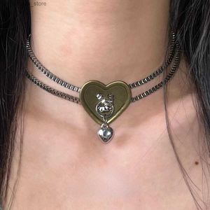 Pendant Necklaces Vintage Metal Buttons Love Heart Choker Necklace for Women Charm Cool Harajuku Trendy Jewelry Punk Fashion Aesthetic AccessoriK36X