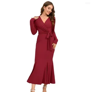 Casual Dresses Solid Color Women Dress Elegant V Neck Fishtail Hem Midi For Slim Fit Sticked Evening Party Banket