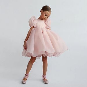 Mädchen weiße Kuchenschichten Kleider Kinder ziehen Ärmel Elegante Party Hochzeits Geburtstag Tutu Prinzessin Vestidos Kinder Sommerkleidung 240407