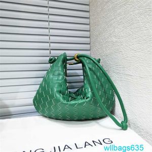 Bolsas de bolsas Bottegveneta bolsa bolsa bolsa de avenção subterrânea Moda Bag de couro macio feminino 2024 New Woven Ingot Golden Ball Cloud Dumpling tem logotipo hbib0g