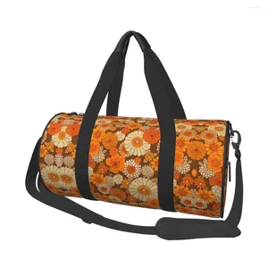 Outdoor Bags 70s Retro Orange Daisies Sport Cool Fashion With Shoes Gym Bag Waterproof Couple Custom Handbag Training Cute Fitness