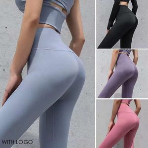 Kvinnor Yoga Leggings Shorts Croped Outfits Lady Sports Ladies Pants Train Fiess Wear Girls Running Leggings Gym Slim Fit Align Pants